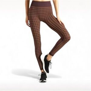 RHONE NWT Houndstooth Seamless Base Leggings | XXL | Maroon Berry Activewear